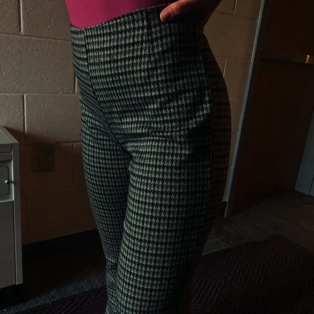 NY & Company flared pants